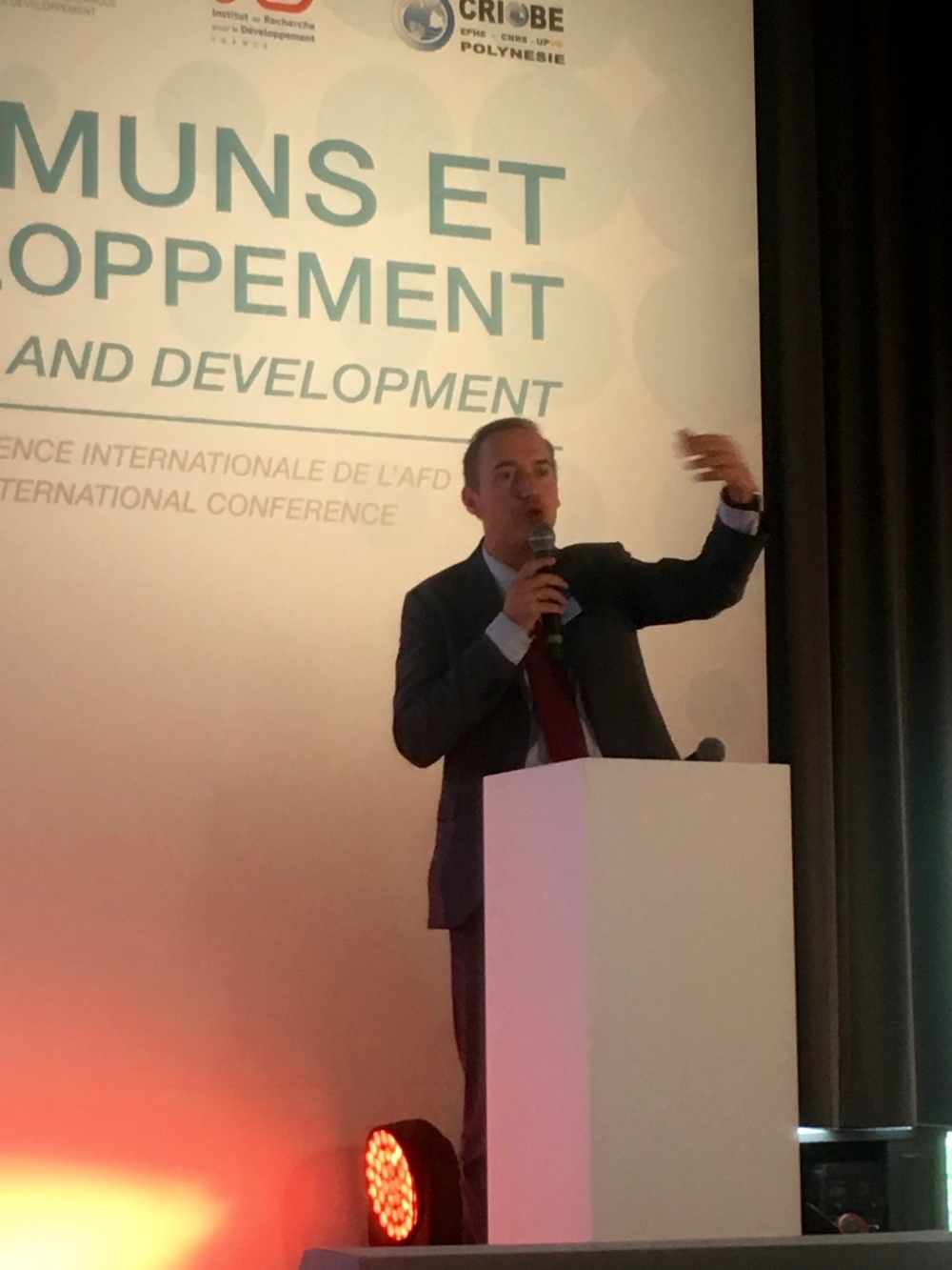Les communs, socle à venir du développement ? - Maria Portugal-World View